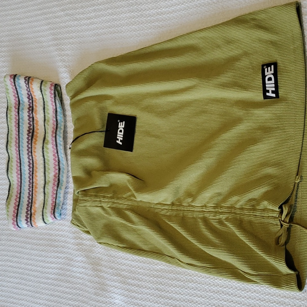 Hide&Seek women’s green mini skirt Size M & Princess Polly Bandeau top size 2